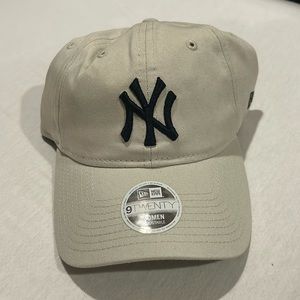 New York Yankees Baseball Cap New Era Women’s NWT